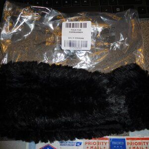 NWT TORRID BLACK FAUX FUR EARWARMER EAR WARMER HEADBAND WINTER